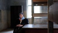 Stanislaw Zalewski in the barrack of the Auschwitz concentration camp, Credit CEE FILMS.jpg