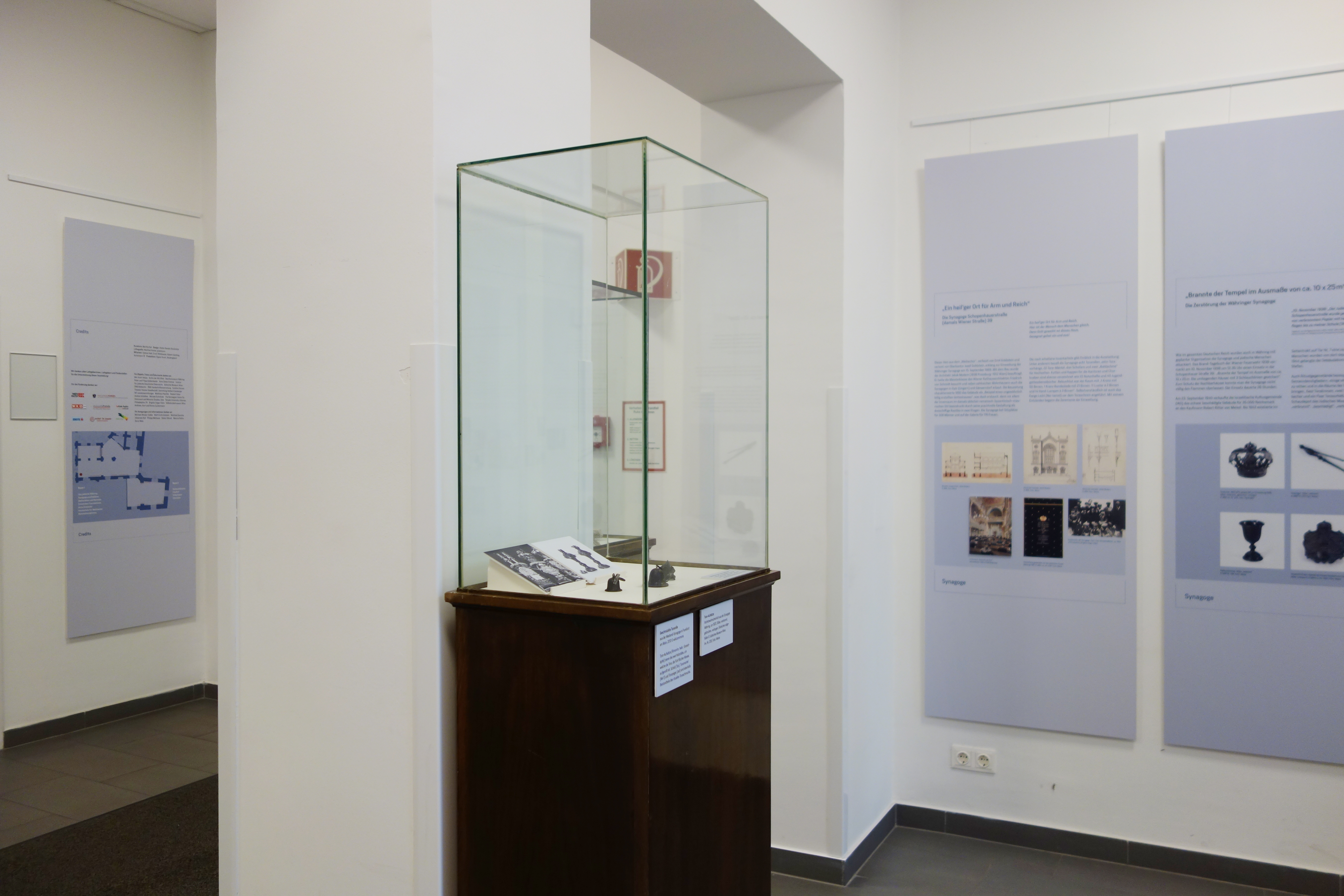 Ausstellung_Detail_3_© Renate Stockreiter - Kopie.JPG